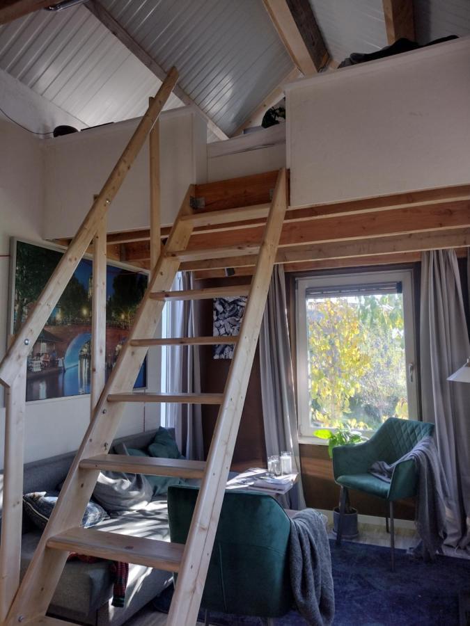 Tuinhuisje In Het Groen Алмере Екстериор снимка